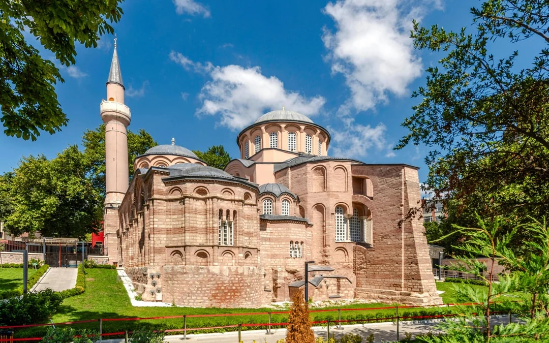 Istanbul Guided Tour with Bosphorus Yacht Cruise Image 5