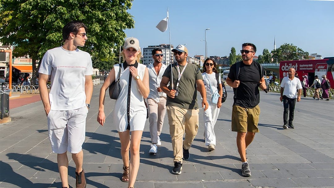 Istanbul Walking Tour with Topkapi Palace Skip-the-Line Tickets and Bosphorus Cruise
