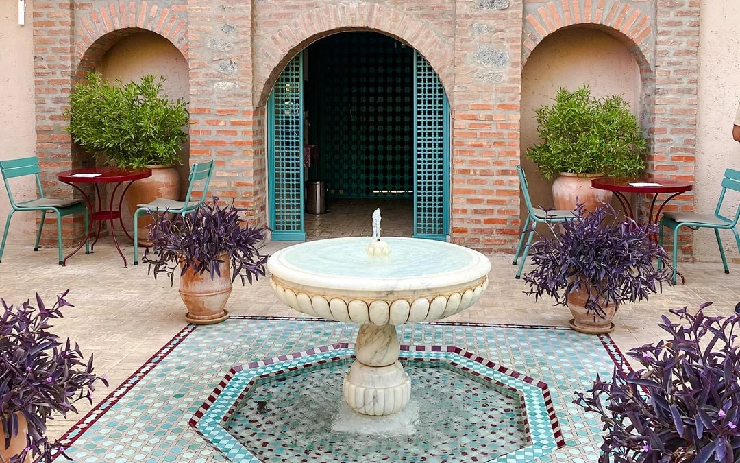 Fountain and seating area at Jardin Majorelle, Marrakech.