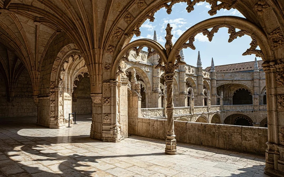 Jerónimos Monastery Skip-the-Line Guided Tour Image 7