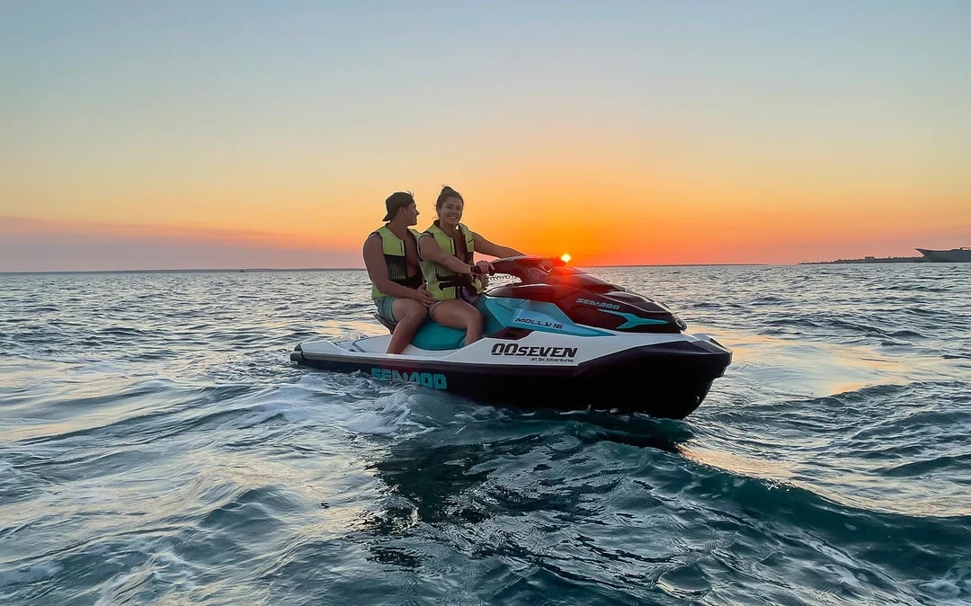 Jet Ski Tour in Darwin Image 1