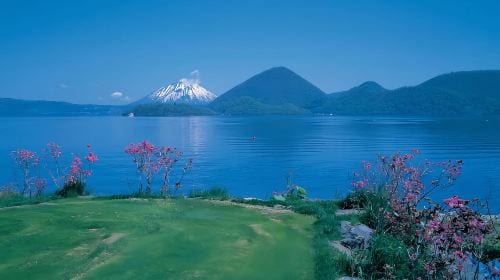 Jigokudani Valley & Lake Toya Tour: from Sapporo or Noboribetsu