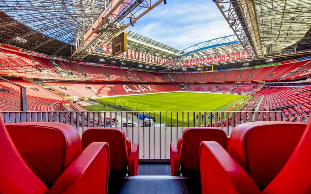 Johan Cruijff ArenA Stadium VIP Tour with a Drink and Scarf Image 2