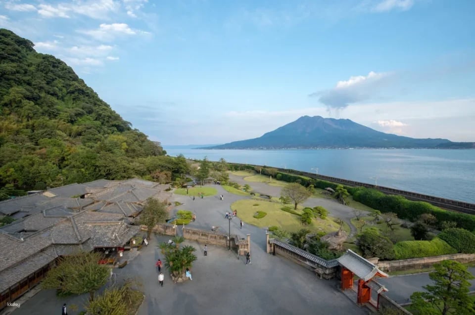 Kagoshima, Japan | Senganen Garden Admission Ticket (Includes the Palace and Shoko Collection Hall)