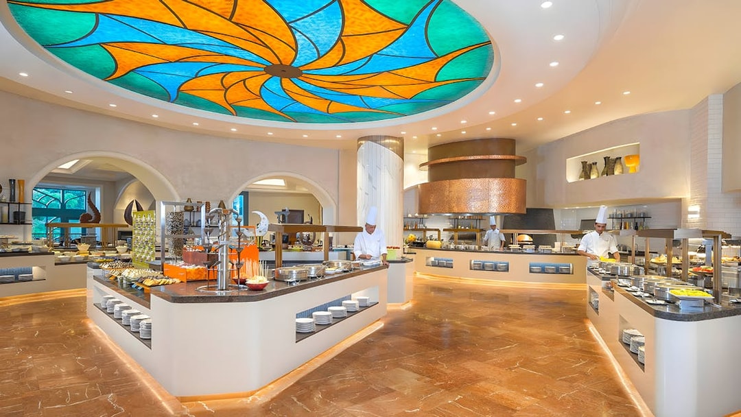 Buffet area with chefs at Kaleidoscope, Atlantis Dubai.