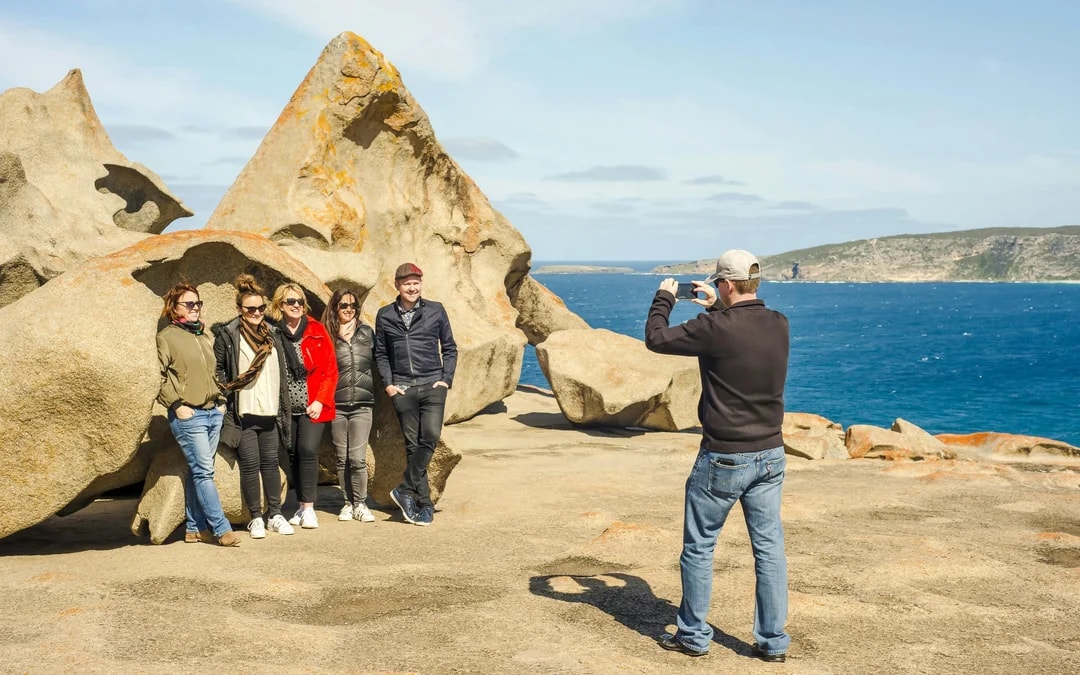 Kangaroo Island Sip & See Guided Tour with 2-Course Lunch, Return Ferry & Adelaide Transfers Image 7