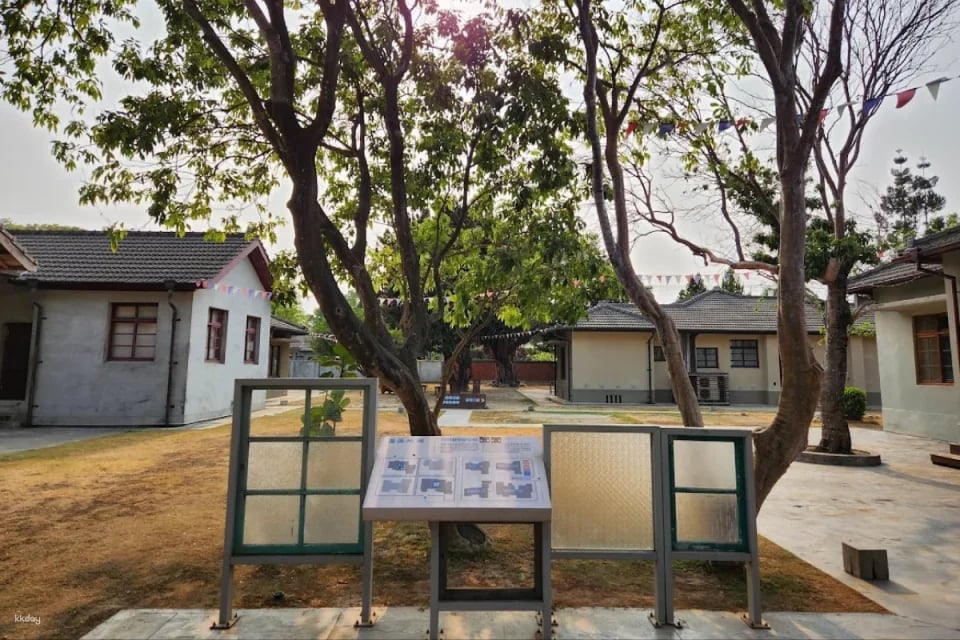 Kaohsiung Zuoying Cultural Walking Package