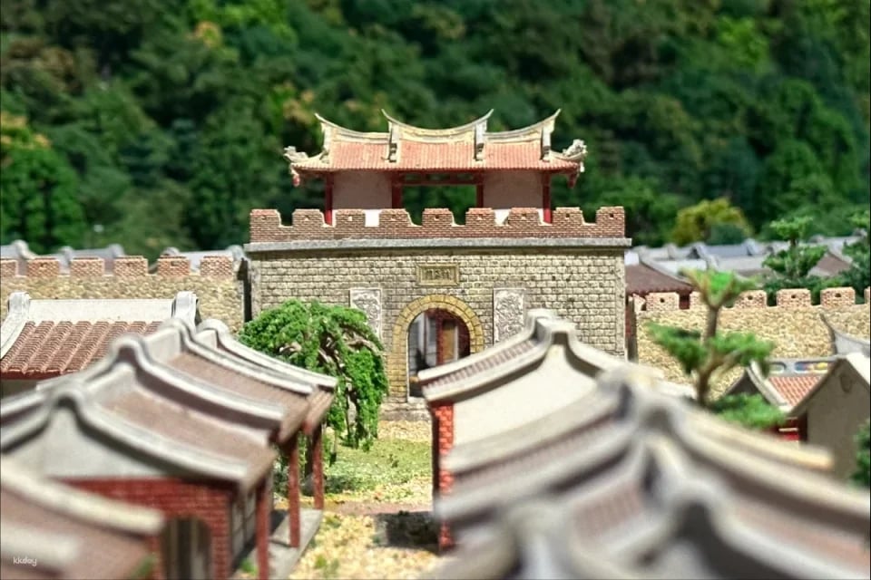 Kaohsiung Zuoying Cultural Walking Package