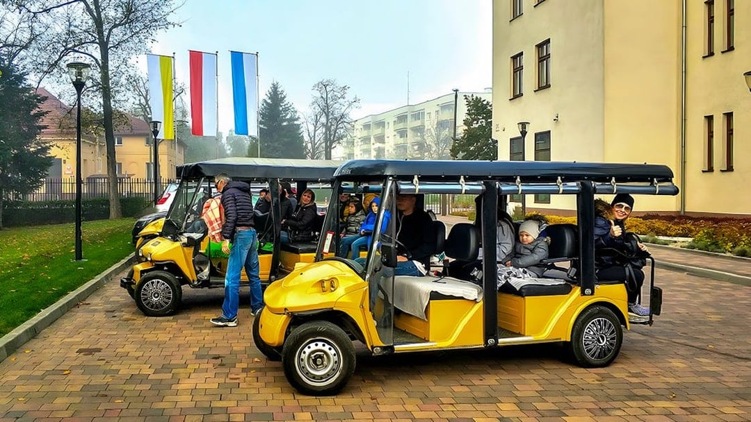 Kazimierz by Golf Cart + Schindler's Factory Museum Tour, Krakow