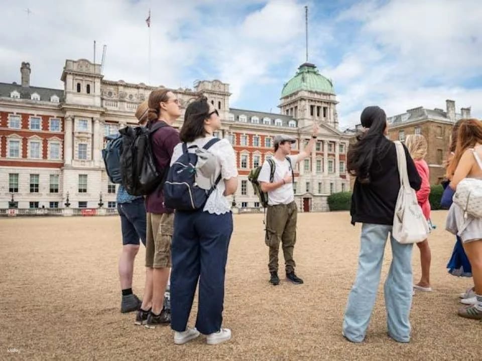 Kensington Palace and Westminster Walking Guided Tour