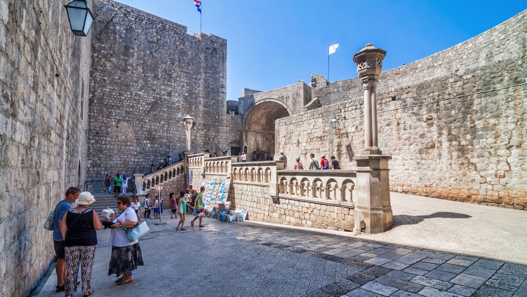Dubrovnik city walls with tourists on King's Landing Walking Tour.