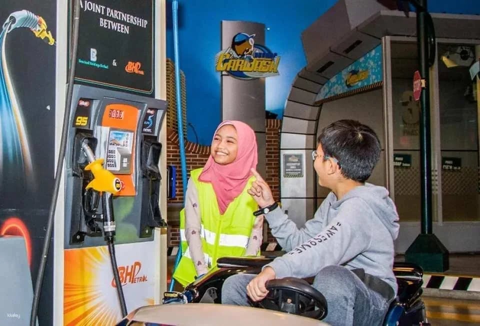 KidZania Kuala Lumpur Admission Ticket | Damansara (102427)