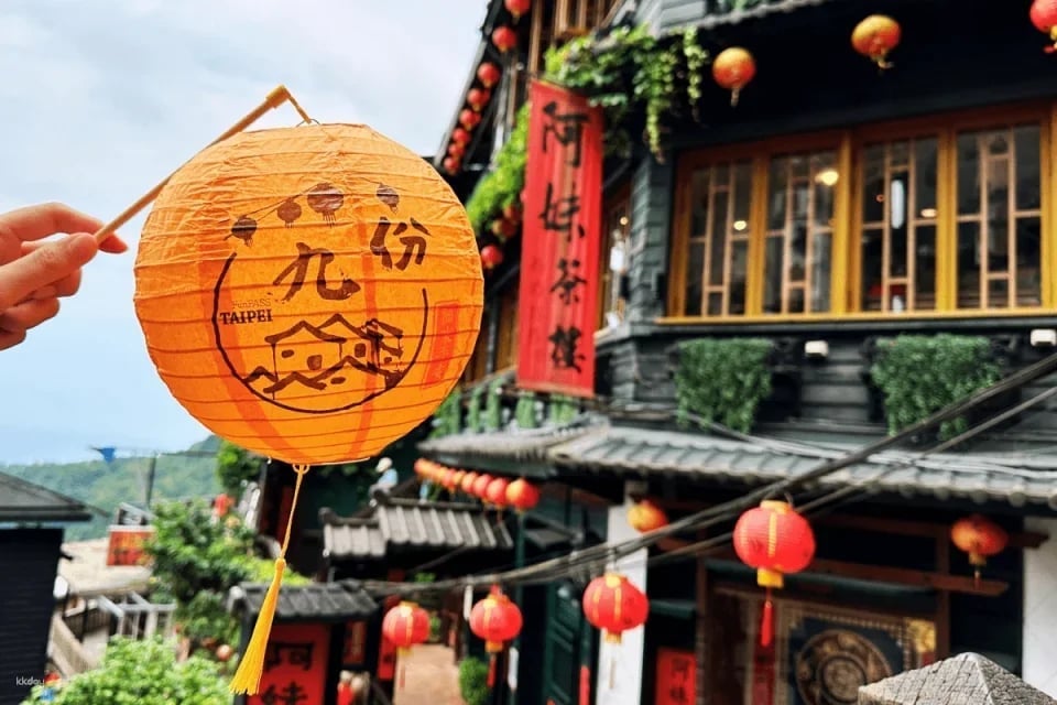 New Taipei City Jiufen | Colorful Lucky Lantern Experience Voucher