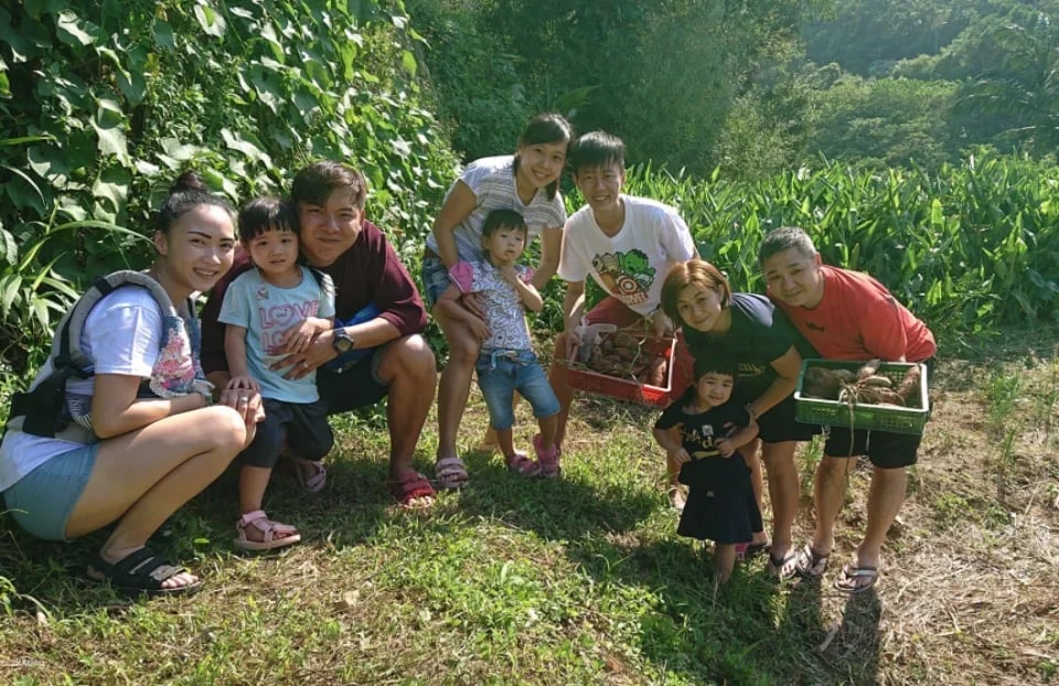 Taipei｜Little Farmer Half-day Experience｜Carrot Pulling Experience & Carrot Cake Making DIY． Sweet potato pulling experience & sweet potato round making DIY｜Wild Grass Flower and Fruit Organic Farm