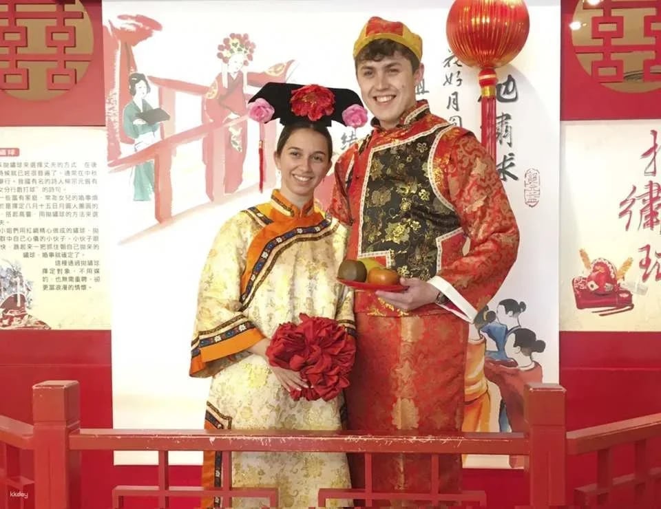 Taipei | Kuo Yuan Ye Museum of Cake and Pastry: Pineapple Cake DIY Experience | Shilin Branch