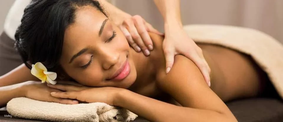 Spa Massage Experience in Cebu Radisson Blu with Optional Transfers | Philippines