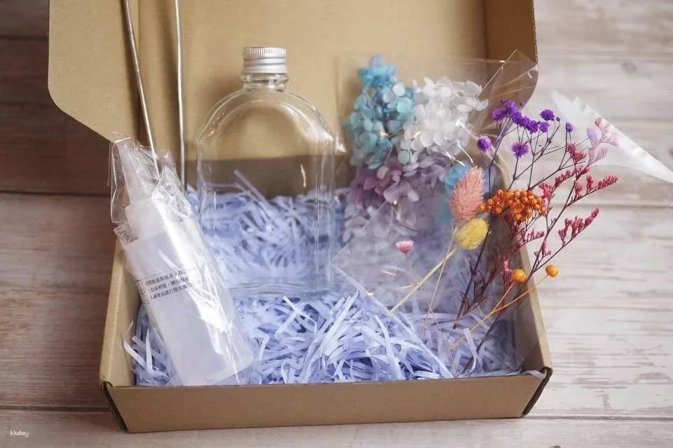 Taipei | DIY material kit for making after work | Candles ∙ Diffusing stones ∙ Handmade soap ∙ Succulent plant series | Shipping to Taiwan