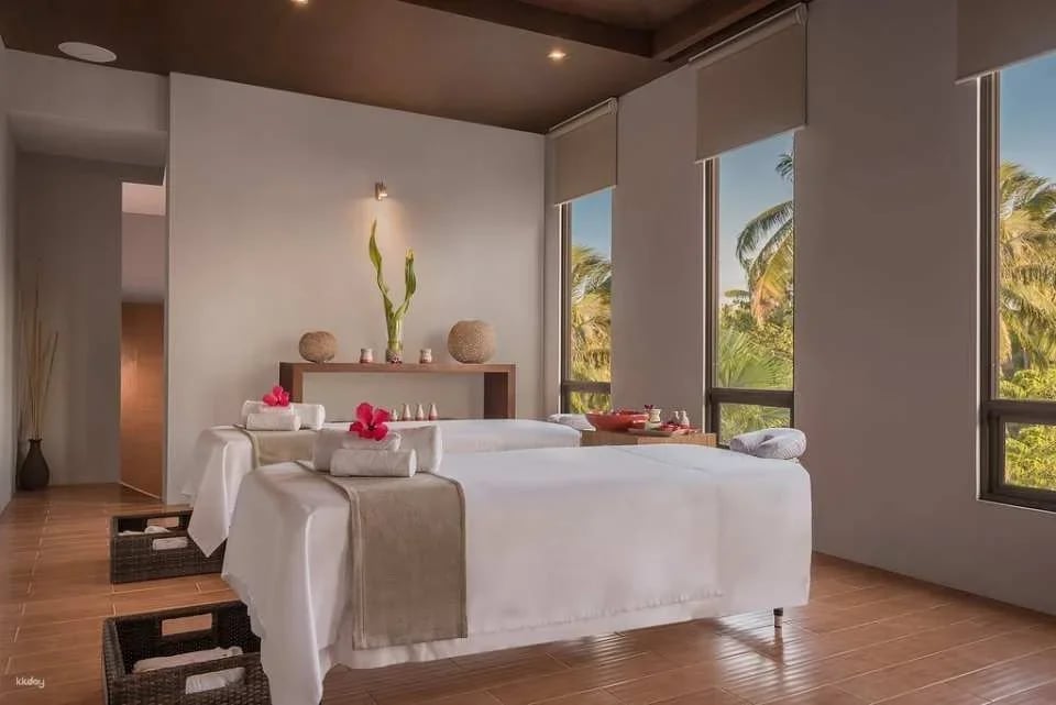 The District Boracay: Upperhouse Spa Massage Experience | Philippines