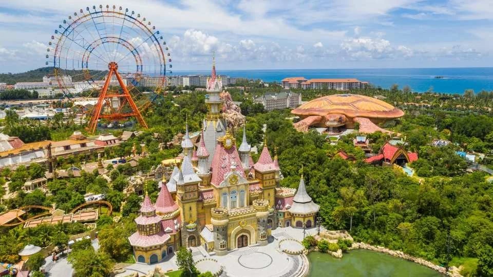 VinWonders Phu Quoc Theme Park - Safari Phu Quoc Ticket (Optional Theme Park)