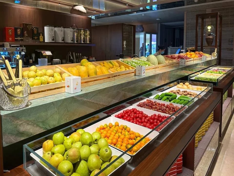 Shenzhen East Point City Food and Spa Club｜Free breakfast and supper, unlimited fruit and drinks｜Great place to relax and de-stress｜New opening in January 2025｜Near Luohu Port
