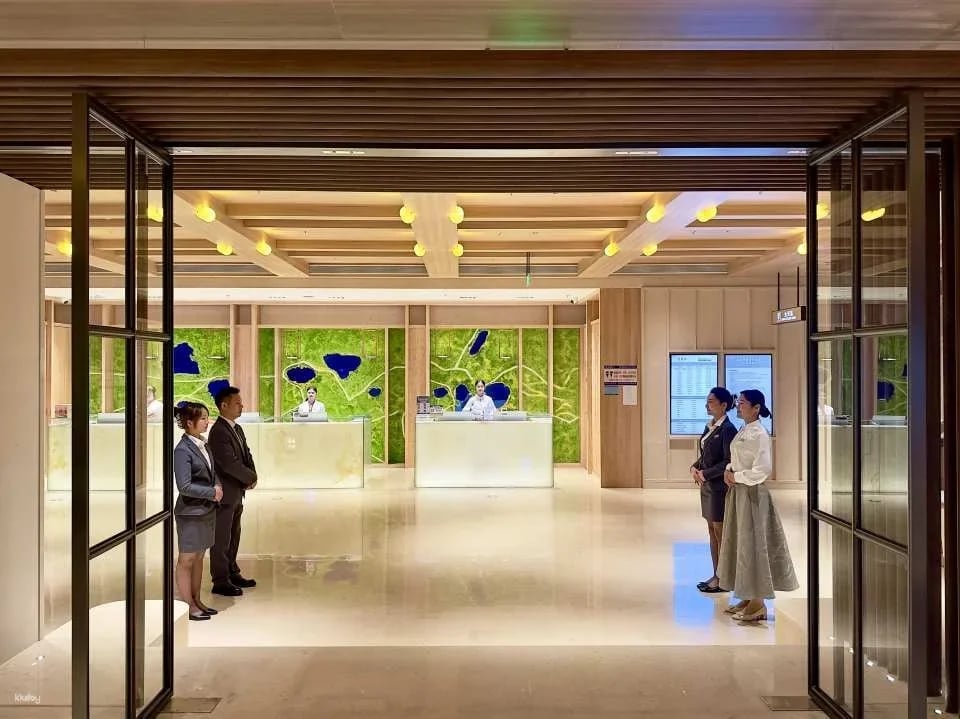 Shenzhen East Point City Food and Spa Club｜Free breakfast and supper, unlimited fruit and drinks｜Great place to relax and de-stress｜New opening in January 2025｜Near Luohu Port