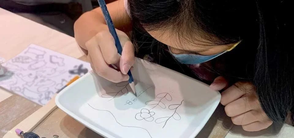 Yingge, New Taipei City｜Anda Kiln Celadon Product Handmade Experience Class·Ceramic Carving｜Small Class Exquisite Teaching