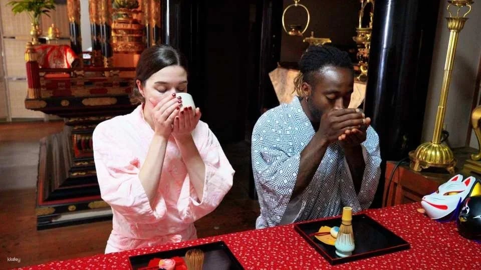 Osaka: Quiet Zen Retreat at a Temple at Night (60 mins)