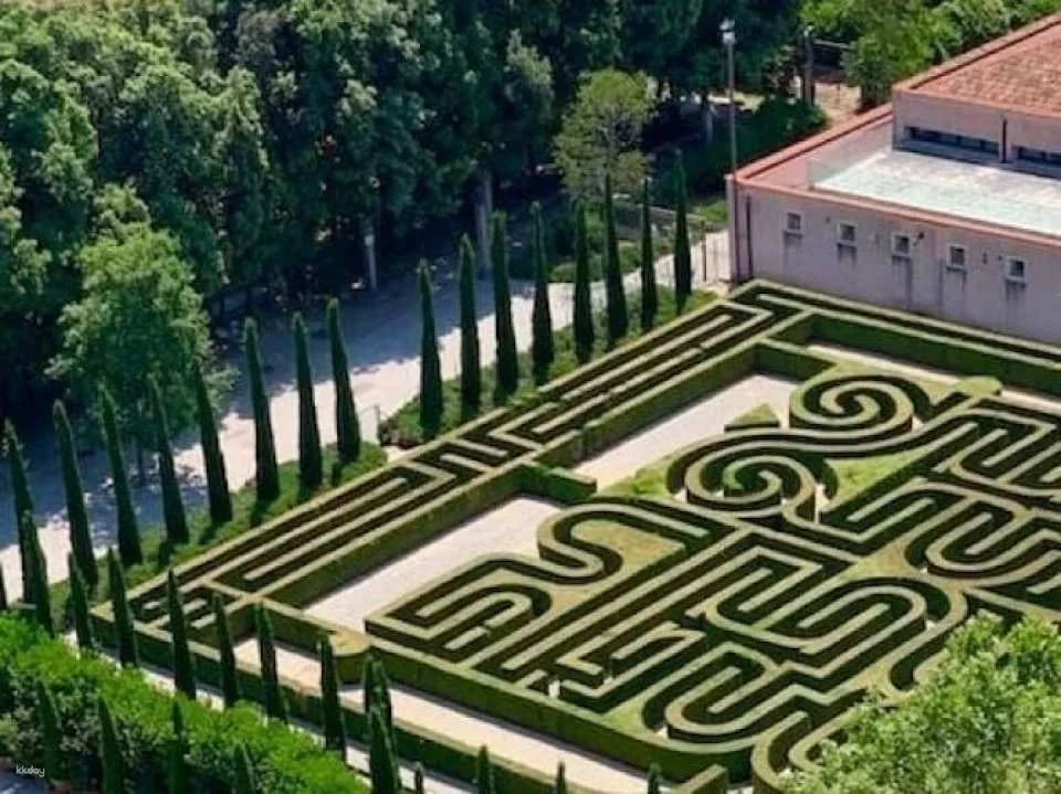 Giorgio Cini, Borges Labyrinth and Vatican chapels tour with audio guide