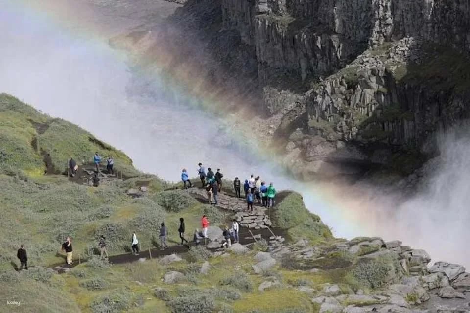 Lake Myvatn, Dettifoss, Selfoss, Godafoss, Nature Baths, and more tour
