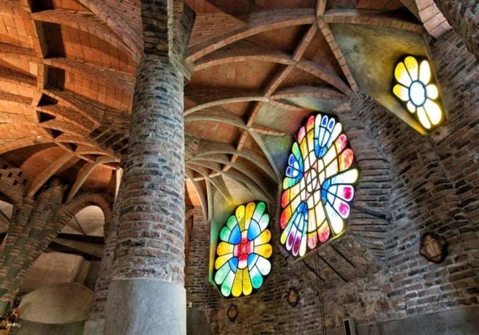Colonia Güell Combinat entrance with audio guide +  train ticket from Barcelona