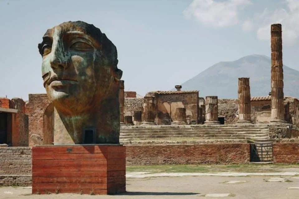 Semi-private tour to Pompeii and Amalfi Coast from Rome