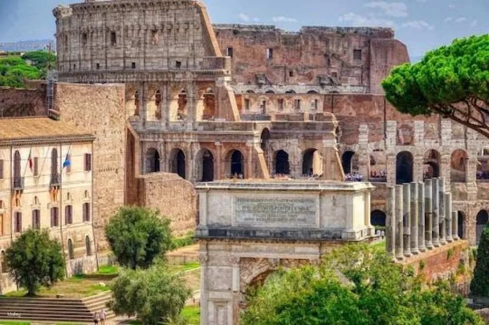 Portuguese guided tour of Ancient Rome highlights (602065)