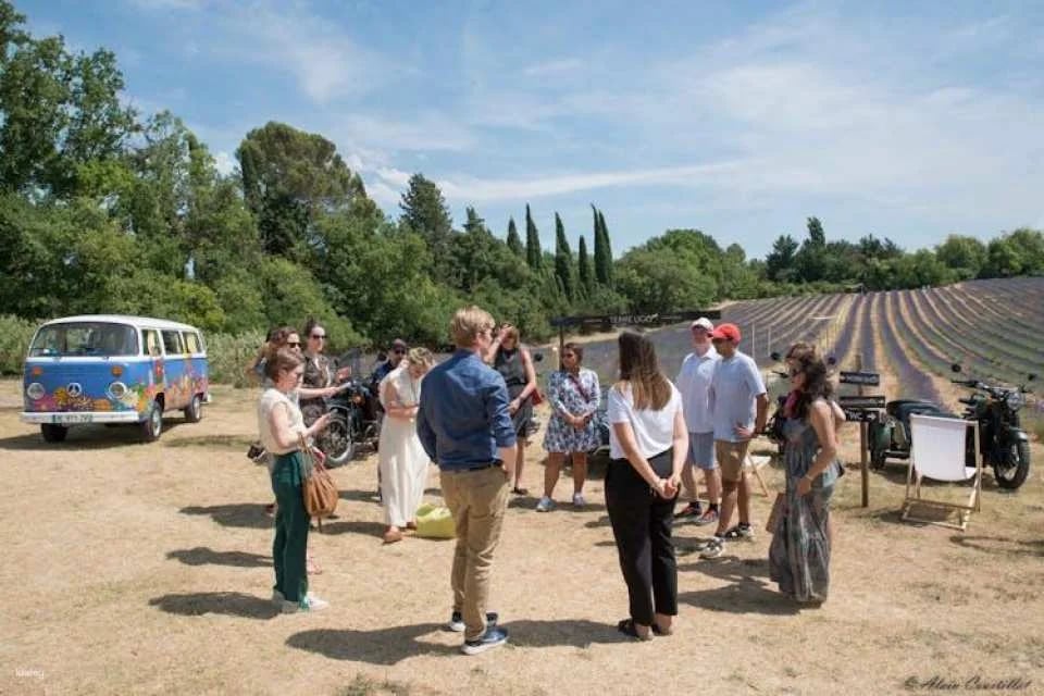 Retro side-car lavender fields & wine tour from Aix-en-Provence