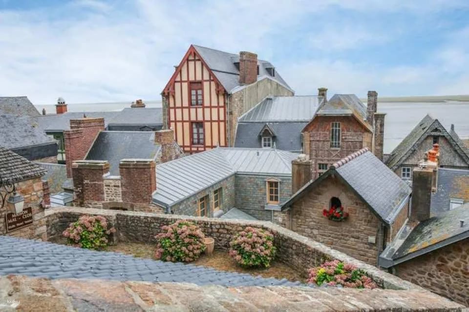 Two-Day Tour to D-Day Beaches, Saint-Malo and Mt Saint-Michel