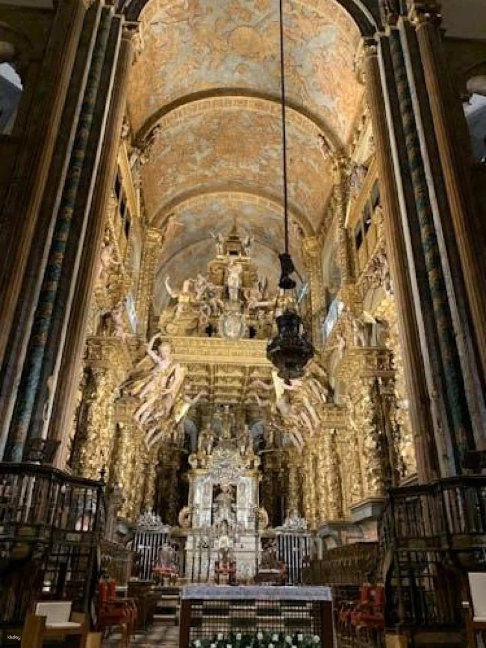 Santiago's Cathedral and Museum Guided Tour with Pórtico de la Gloria