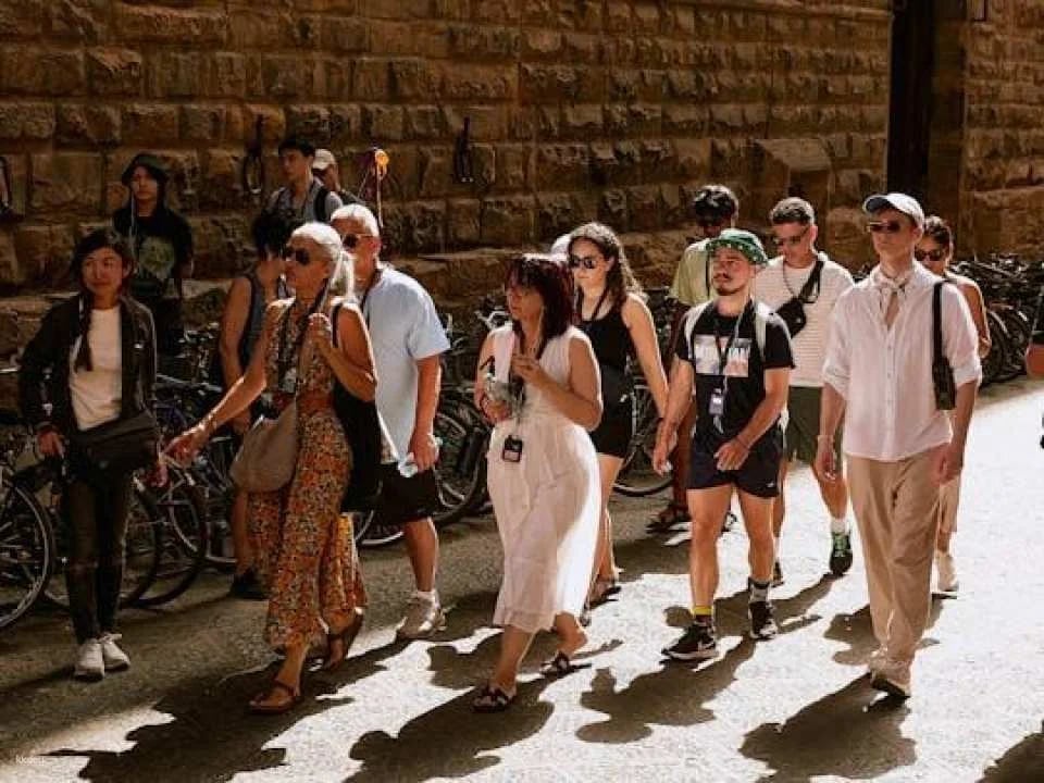 Historic Center Guided Tour with Cathedral and Terrace Access (602514)