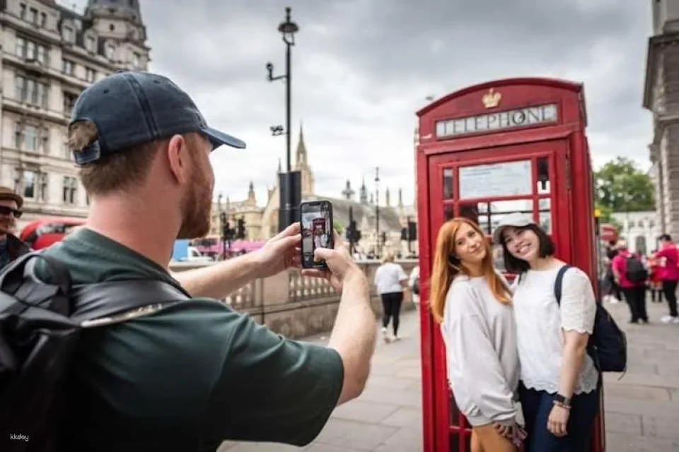 Big Ben, Churchill War Rooms, and Buckingham Palace tickets and guided tour