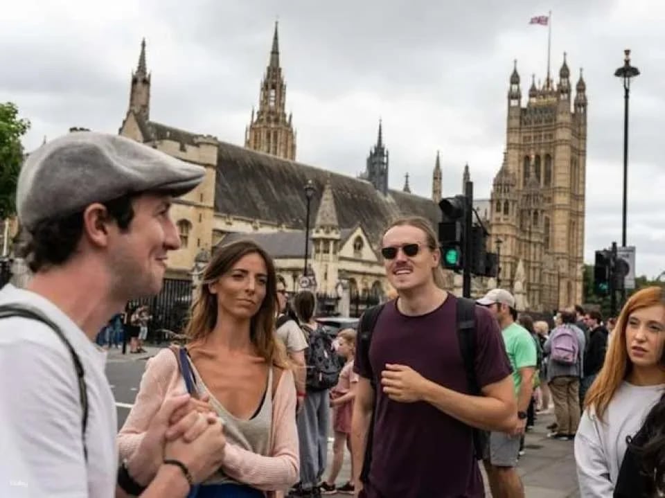 Big Ben, Churchill War Rooms, and Buckingham Palace tickets and guided tour