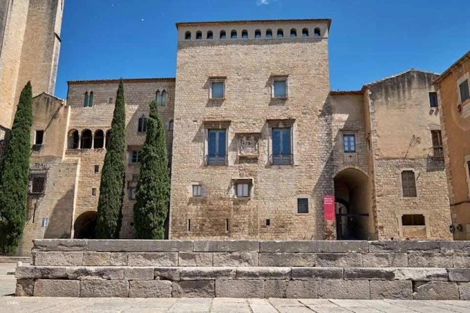 Combo ticket to Girona Art Museum, Sant Feliu Basilica, and Girona Cathedral