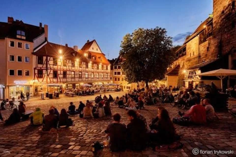 Nuremberg guided Old Town tour in the evening light (603857)