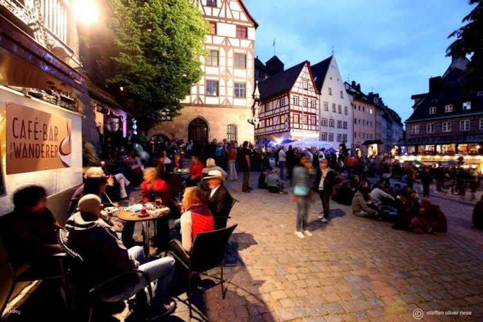Nuremberg guided Old Town tour in the evening light