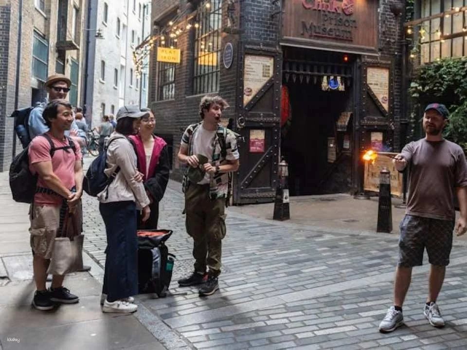 Harry Potter's London Adult Only Tour with Cocktails