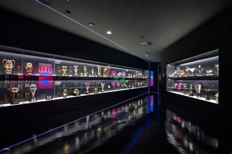 Flexible time tickets for the FC Barcelona Museum with audio guide