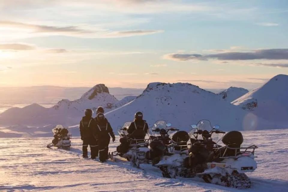 Langjökull snowmobile safari