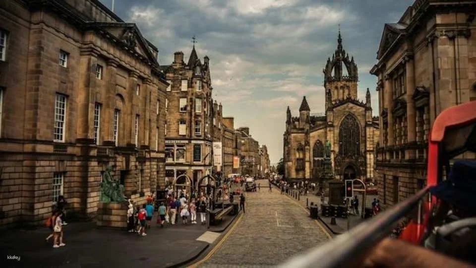 Edinburgh 3-Hour Small Group Walking Tour