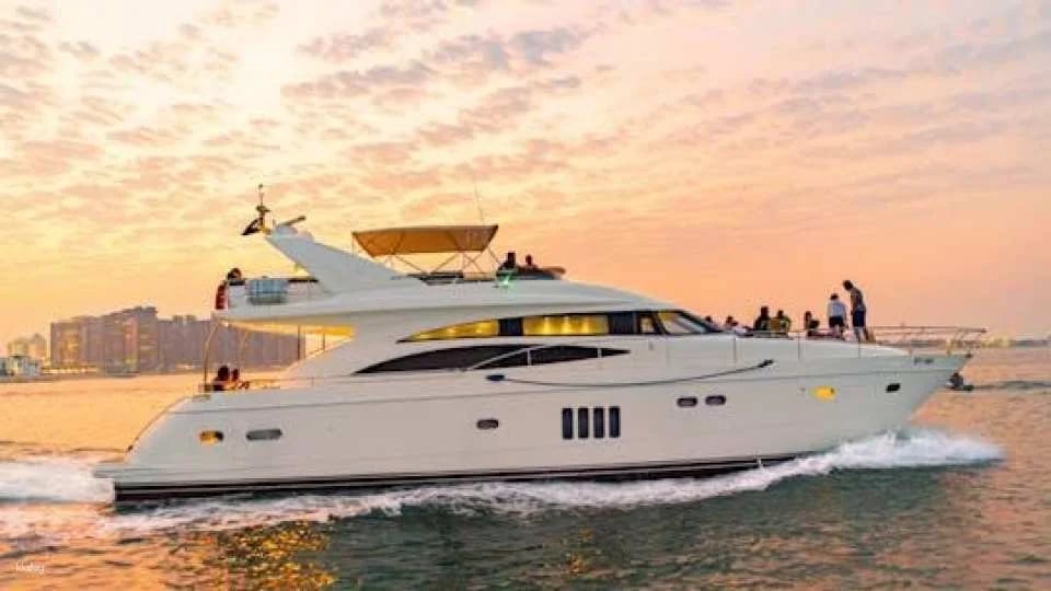 2-hour luxury yacht cruise in Dubai's  Burj coastline with dining (604141)