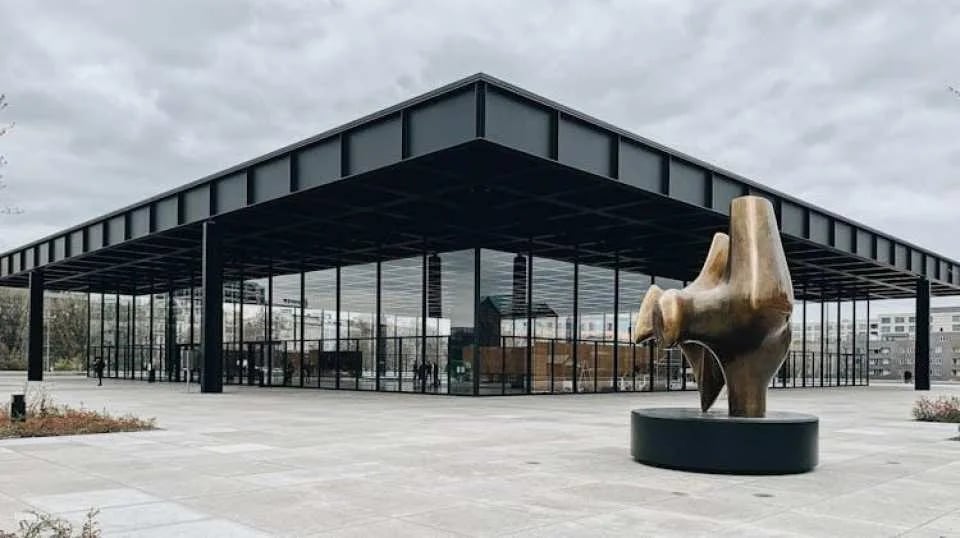 Audio tour of Potsdamer Platz's architecture in Berlin