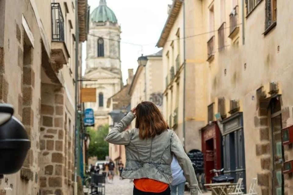 Rennes 2-hour introductory walking tour with a local