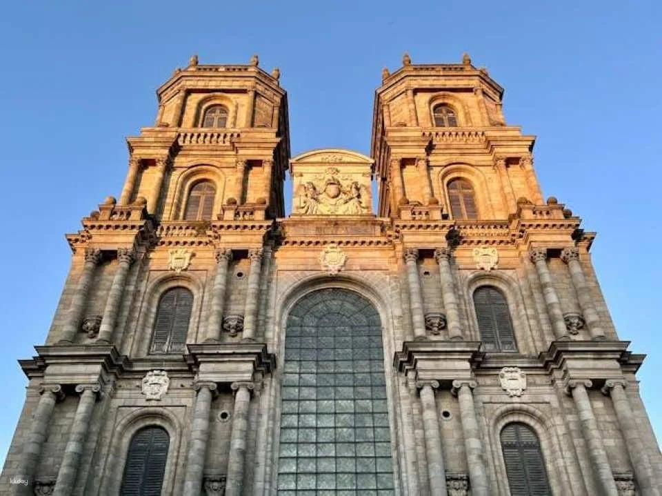 Rennes 2-hour introductory walking tour with a local