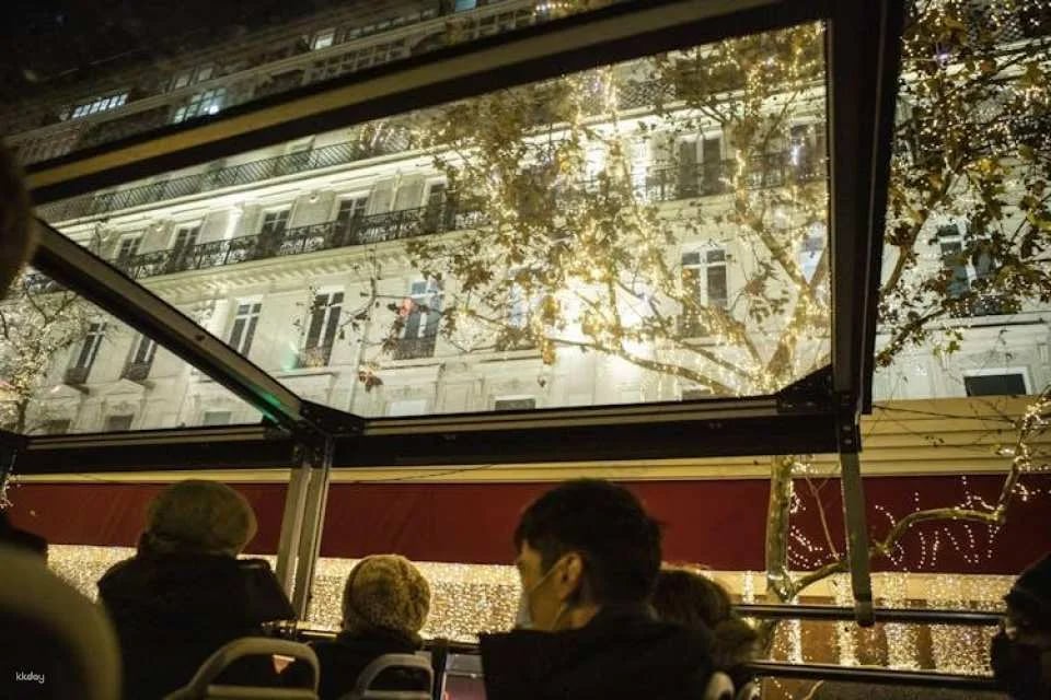 Tootbus Christmas lights open-top bus tour in Paris